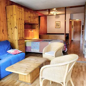apartment-studio-4-personnes-beau-studio-en-plein.hotels-rhonealpes.com/